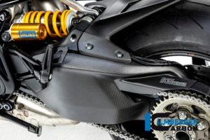 Kryt kyvné vidlice včetně horního krytu řetězu z karbonu matný na motocykly DUCATI Diavel 1260 od 2019