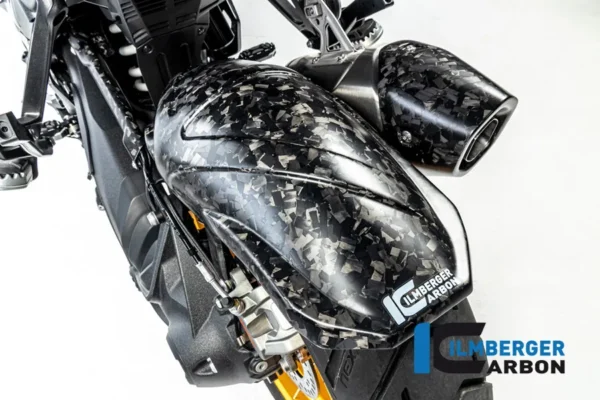 Blatník zadní na motorku BMW R 1300 GS od 2023/Adventure z karbonu Black Diamond Carbon mat